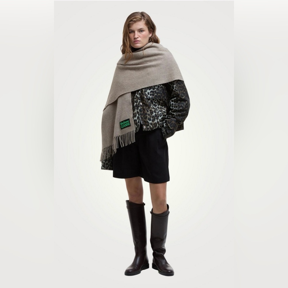 Barbour GANNI Scarf Tartan in Camel